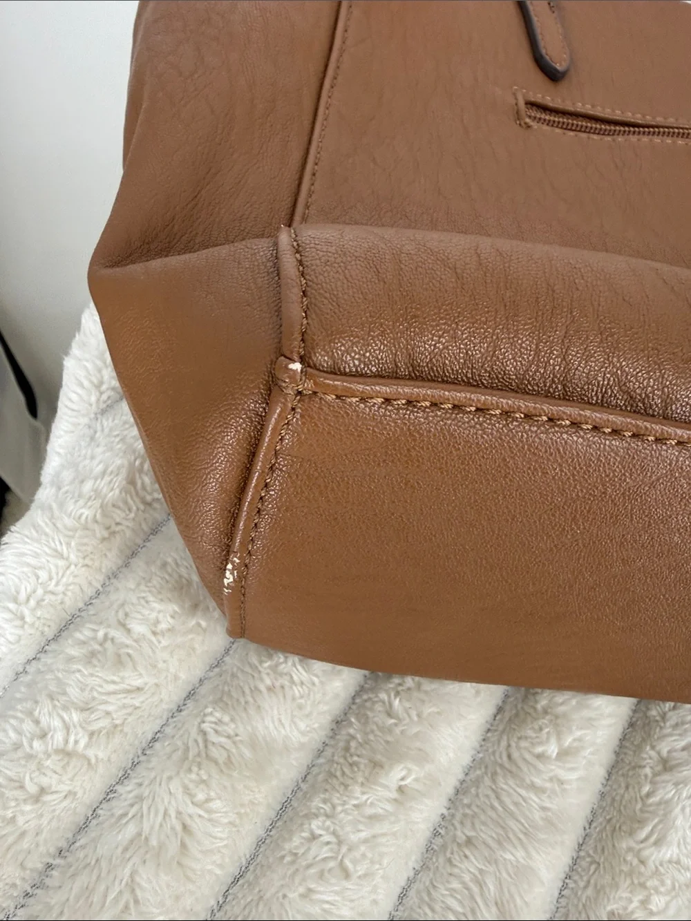 Jessica Simpson Vienna Tote in Brown and Sherpa accent